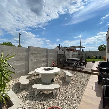 Privat Tropical House With Jacuzzi Ferienhaus